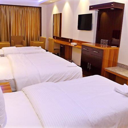 ฟัล โฮเทล Hotel ดูไบ ห้อง รูปภาพ